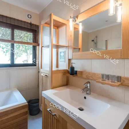 Laurent - Beachfront And Center * 알부페이라